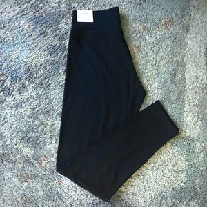 Aerie Chill Play Move Black Leggings Size Large